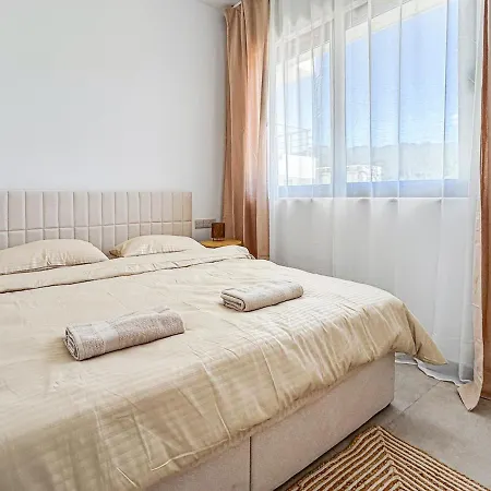 Apartament Oliver's Garden With Terrace Nikozja